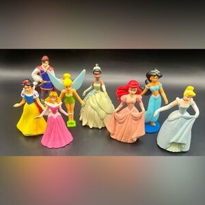 Disney - Set of 8, Princess‎ Collection, some discoloration/marks